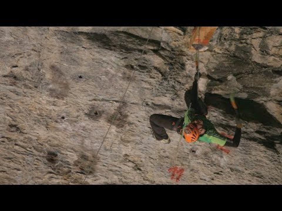 Kandersteg Dry-Tooling Final, Ines Papert Talks Nepal | EpicTV Climbing Daily, Ep. 201