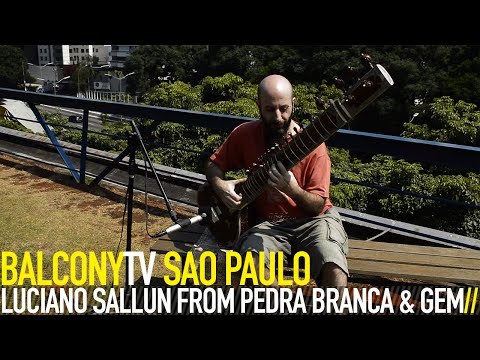 LUCIANO SALLUN FROM PEDRA BRANCA & GEM - SITAR IMPROVISATION (BalconyTV)
