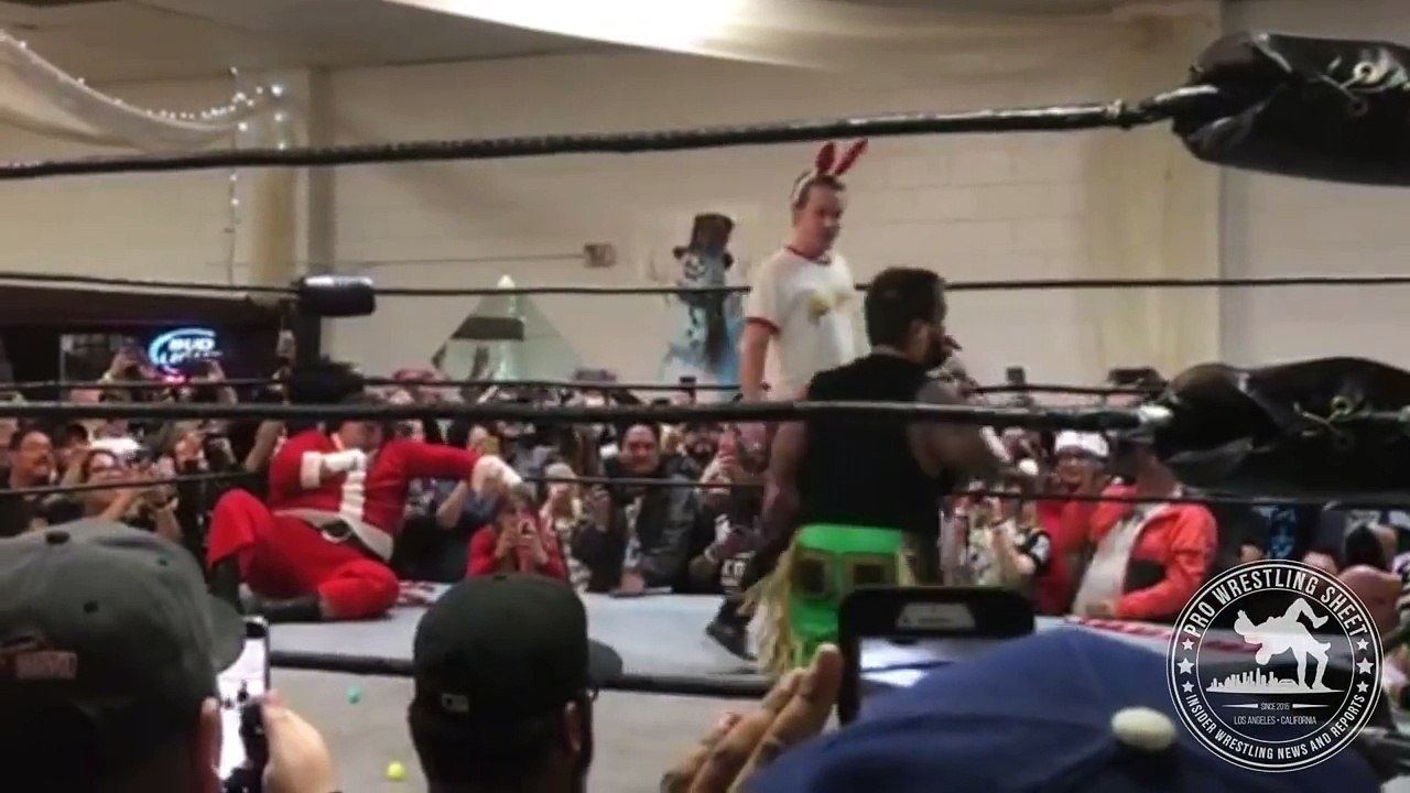 Macaulay Culkin Interferes In Wrestling Match Using ‘Home Alone’ Tactics