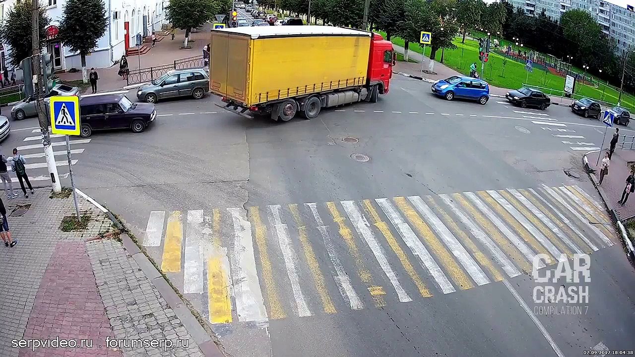 Car Crash Compilation 98