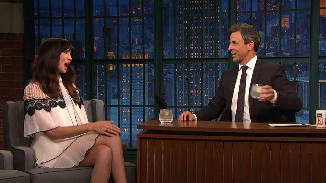 Outlander's Caitriona Balfe Walked in on Cleaning Lady Tidying an Airbnb in Undies-O4JfOouoKtg