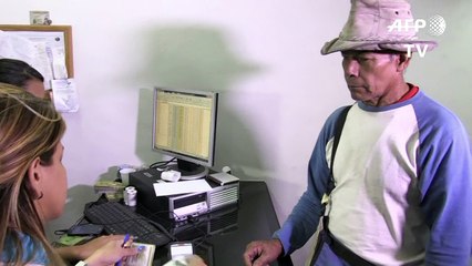 Barrio venezolano crea su propia moneda para enfrentar la crisis