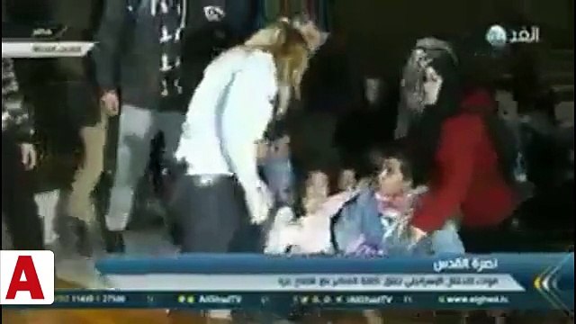 Filistinli kadınlara saldıran işgalci İsrail askerinin hazin sonu