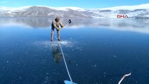 Ardahan Eskimo Usulü Balık Avlıyorlar