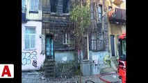Beyoğlu'nda 5 katlı ahşap binada yangın çıktı