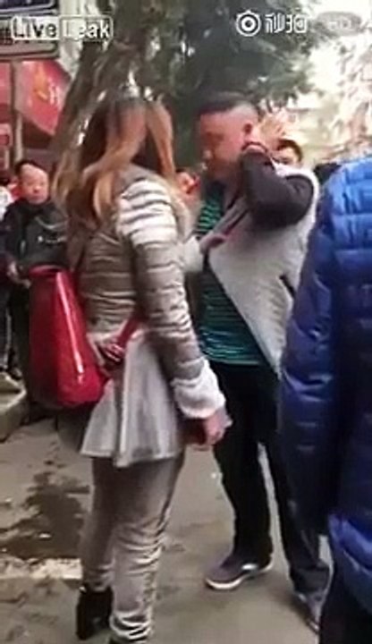 Ce gars n'aurait pas du tromper sa femme...