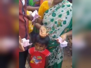 எல்லார் கையிலும் ரூ.2000 நோட்டு... அடேங்கப்பா தொகுதியான ஆர் கே நகர்- வீடியோ