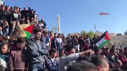 İsrail Askerleri Tarafından Vurulan Filistinli Protestocu Toprağa Verildi