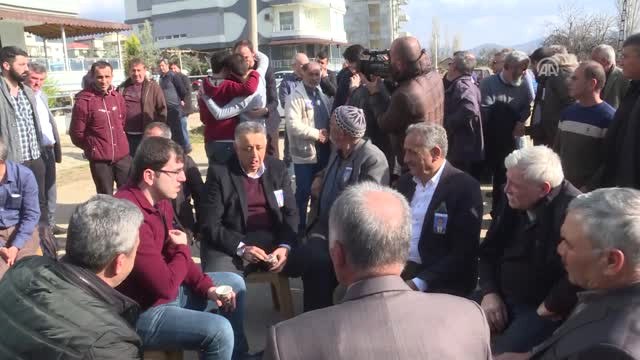 Öğrencilerinin Silahlı Saldırısına Uğrayan Okul Müdürü Ayhan Kökmen'in Cenazesi Toprağa Verildi