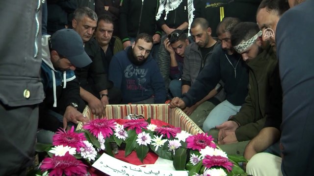 Kudüs şehidini uğurladı - Şehit Basil İbrahim'in cenaze töreni