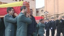 Dolor y lágrimas en la despedida de los guardias civiles muertos en Teruel