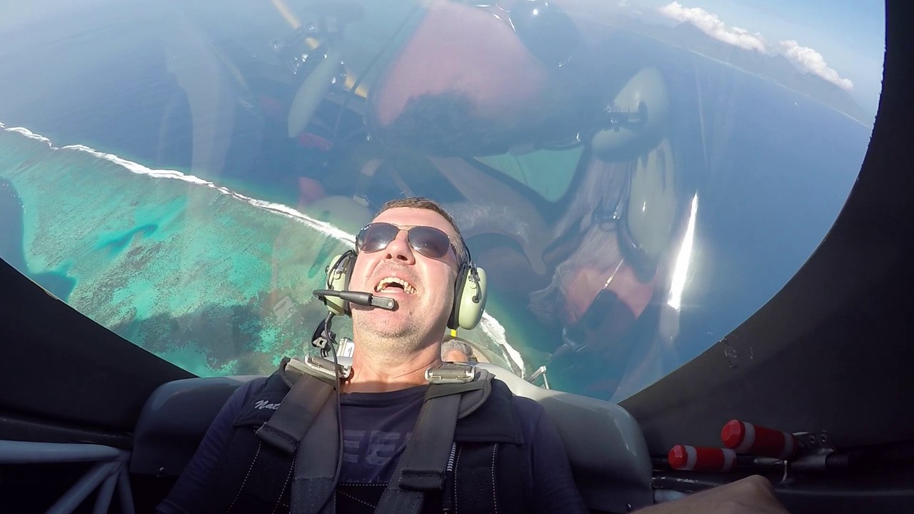 Voltige Tahiti - Extra 200 - Full version