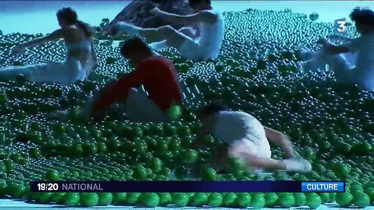 Danse : Alexander Ekman bouscule le répertoire de l'Opéra Garnier