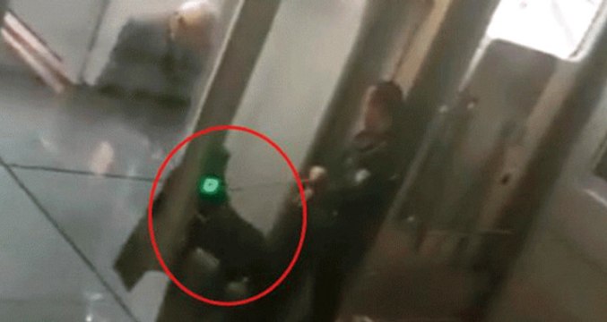 Almanya, İstanbul'dan Gelen Yolcuları Polis Köpekleriyle Taciz Etti!