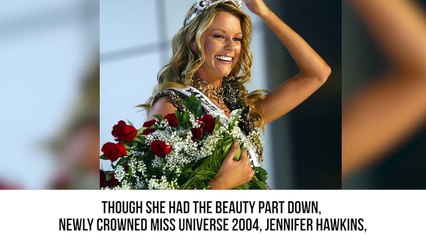 10 Biggest FAILS On The Fashion Runway