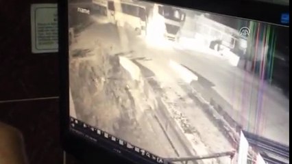 Tır ile otobüsün çarpışması - Güvenlik kamerası - ADANA