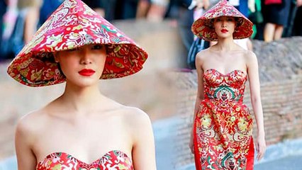 Nhấn mí Hàn quốc rồi mặc áo cách tân là chuẩn bài