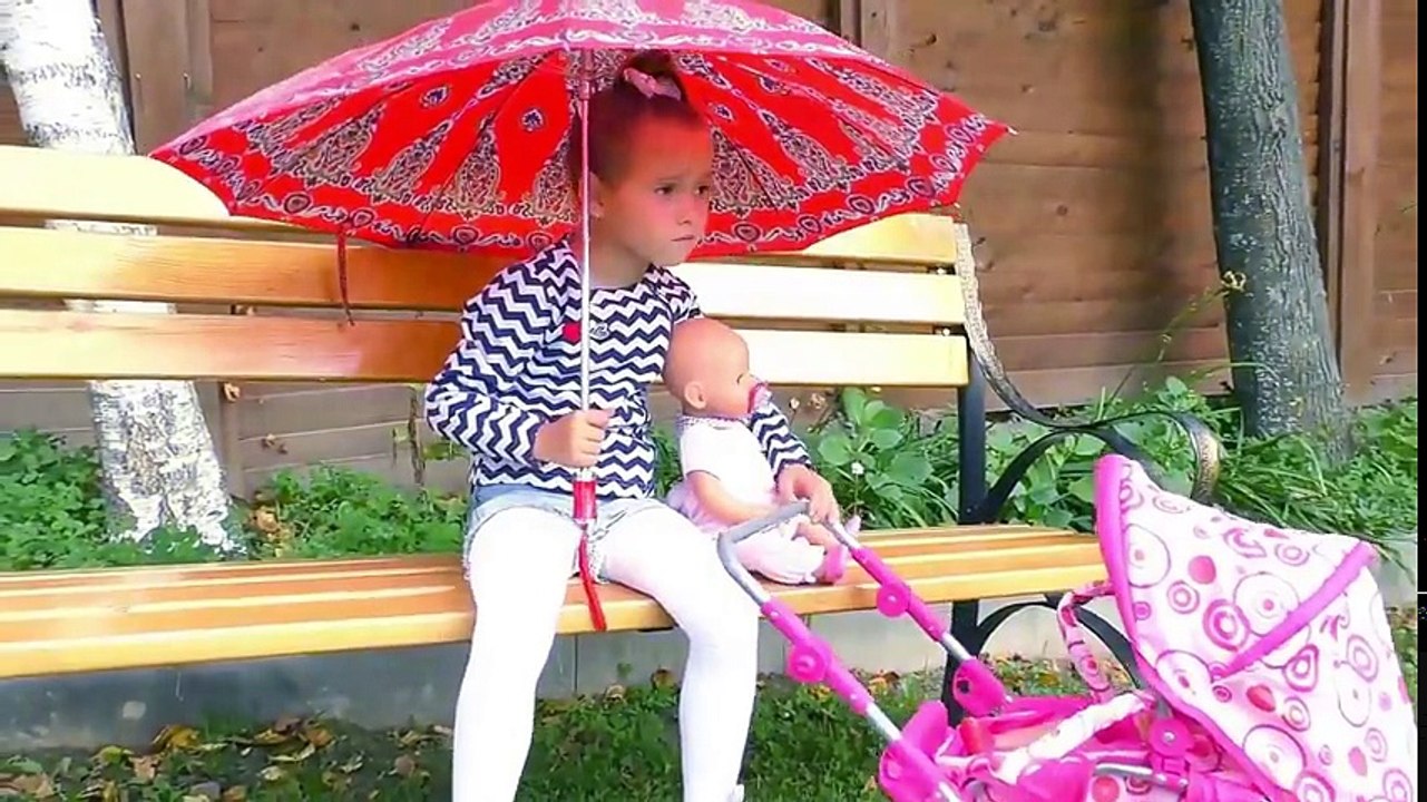 عجلات على أغنية حافلة - أغاني للأطفال الصغار - لعب الأطفال مع الكرات لعبة الأطفال