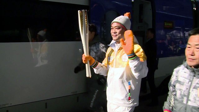 평창 동계올림픽 성화 충북 입성 / YTN