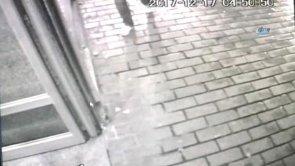 Fatih'te 1 Dakikada 2 Milyon Liralık Soygun Kamerada