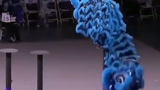 Amazing lion dancing ever in china