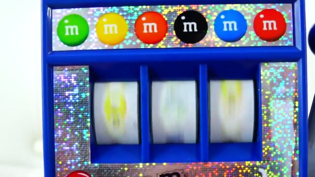 ВЛАД КРЕЙЗИ ШОУ GIANT CANDY LOLLIPOPS Johny Johny Yes Papa Kids Won a Lot of Candy m&m's 1