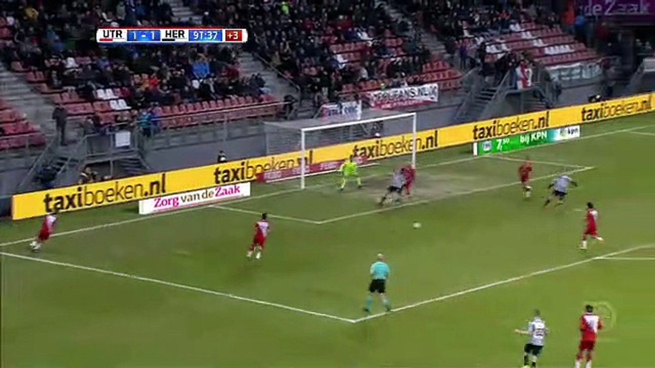 Paul Gladon Goal HD - Utrecht	1-1 Heracles 17.12.2017