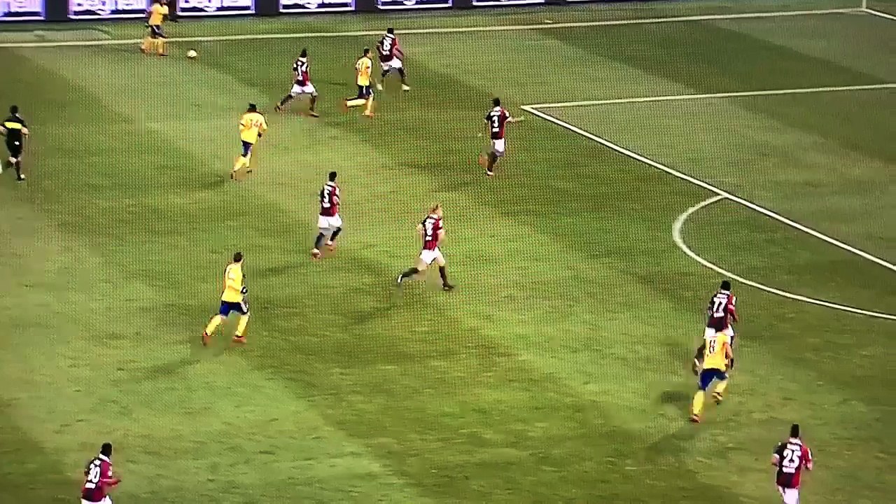 L'incroyable reprise de volée de Blaise Matuidi pour son premier but sous les couleurs de la Juventus !