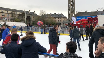 Noël. Beaucoup de monde et... des loups au centre-ville