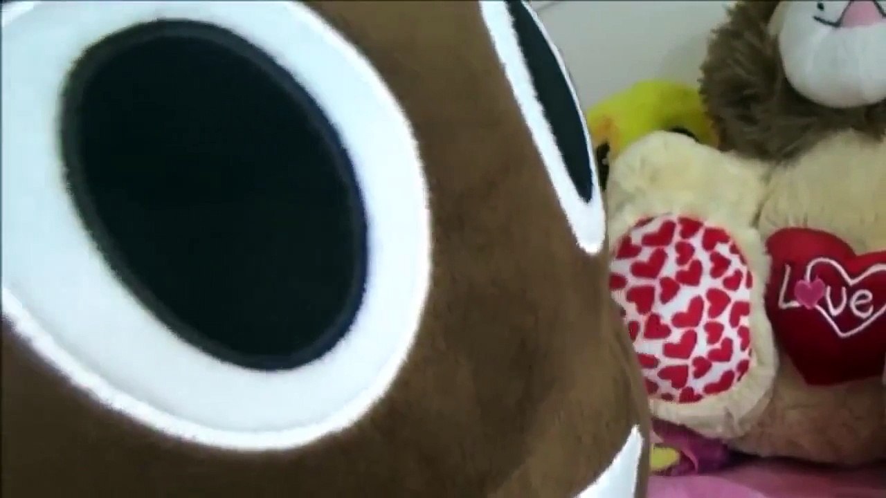 My Pet Poop Emoji Girfriend “Poopy & Patty“ Toy Freaks Victoria & Annabelle