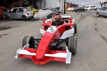 Kaporta Ustası Hurda Araçlardan "Formula 66" Adını Verdiği Aracı Yaptı