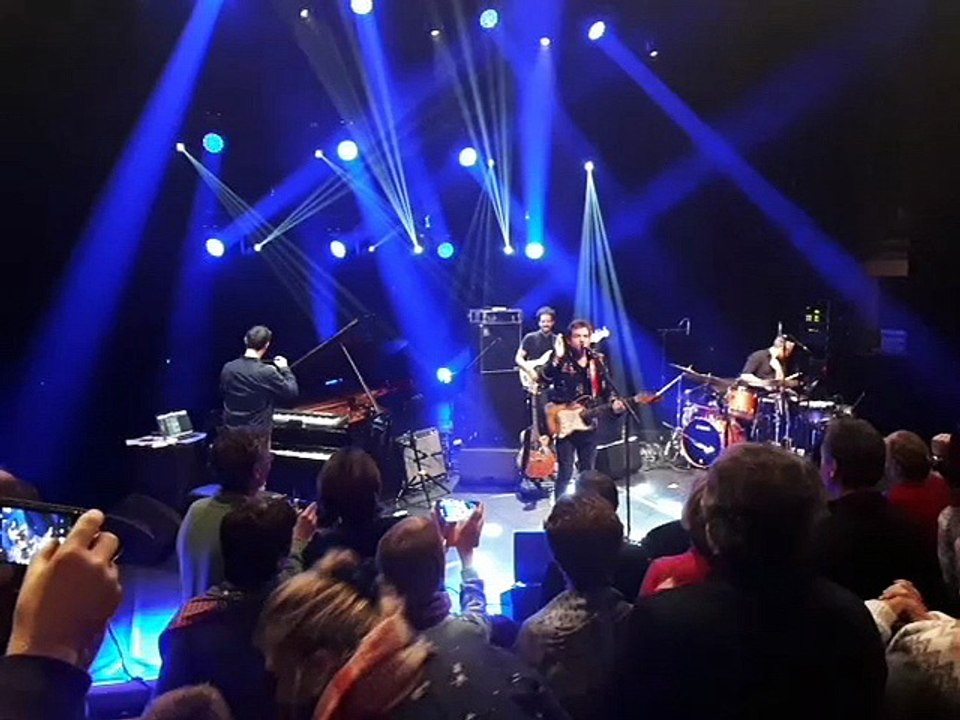 Matthieu Chedid alias M avec Oxmo Puccino et Yaron Herman à Evian