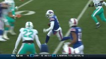 Tyrod Taylor dances, darts and dashes for 17 yards