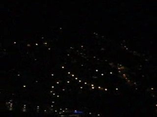 Survol de Binic de nuit