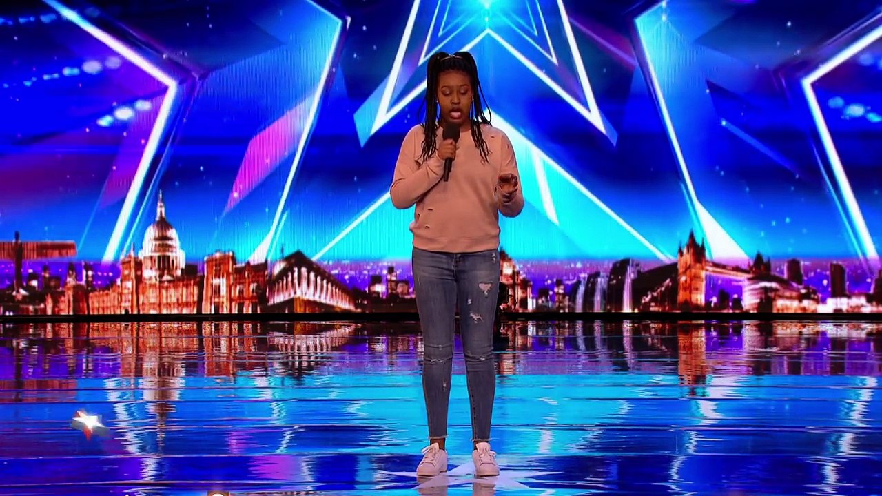 Sarah Ikumu with buzzer of  Simon! - Auditions Week 1 - Britain’s Got Talent 2017-2