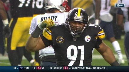 Can't-Miss Play: Big man Vince Williams gets INT, Tony Romo loves it