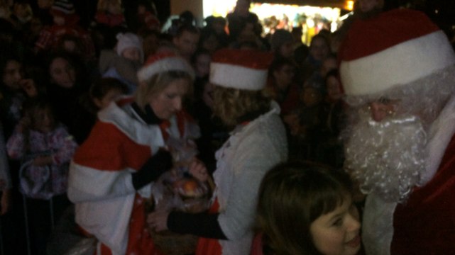 À Douarnenez, le Père Noël marin a débarqué