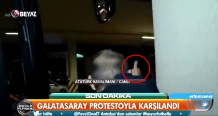 Tudor, Kendisini İstifaya Davet Eden Taraftara "Tamam" İşareti Yaptı