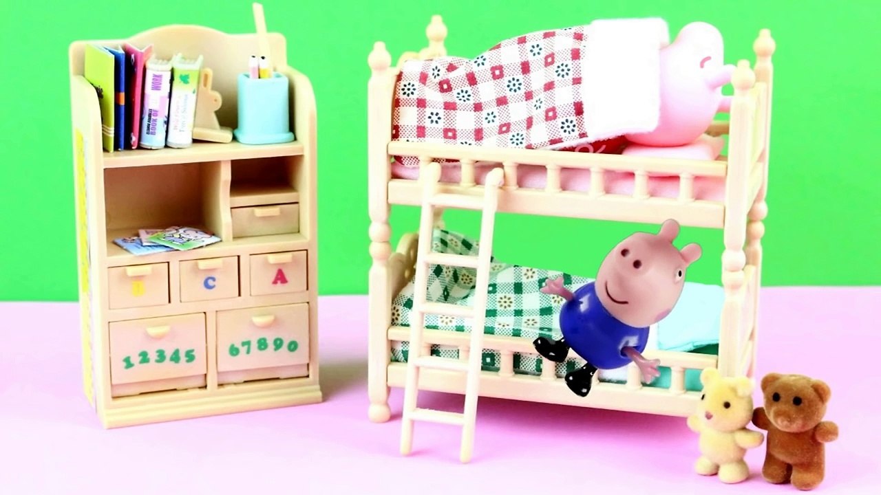 Peppa Pig terror George Pig vira lobisomem papai pig mamãe pig  zumbi pintinho amarelinho-PQ_b8wws2xQ