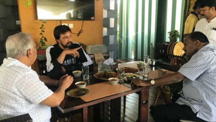 H D Kumaraswamy met Kannada Actor Sudeep | Oneindia Kannada