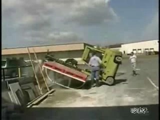 Forklift-cant-handle-the-weight