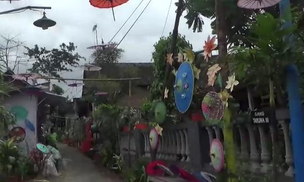 Payung Kertas Ini Terjual Hingga ke Mancanegara