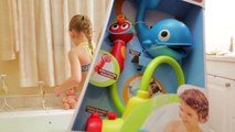 Baby Bath Time - Bath Toys - Yookidoo Bath Tub Toys - How to Wash a Baby - DCTC Baby Dolls by Kyla