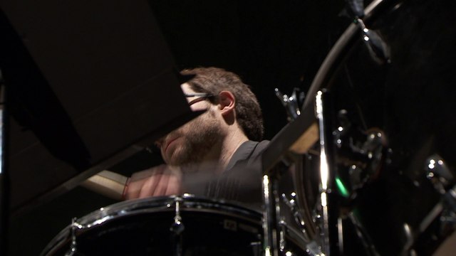 Iannis Xenakis : Rebonds (extrait), joué par le percussionniste Samuel Favre