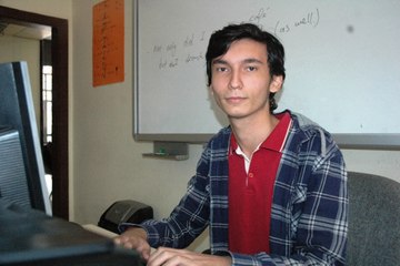 16 Yaşındaki Liseli Apple'ın Açığını Buldu, Adını Resmi Siteye Yazdırdı