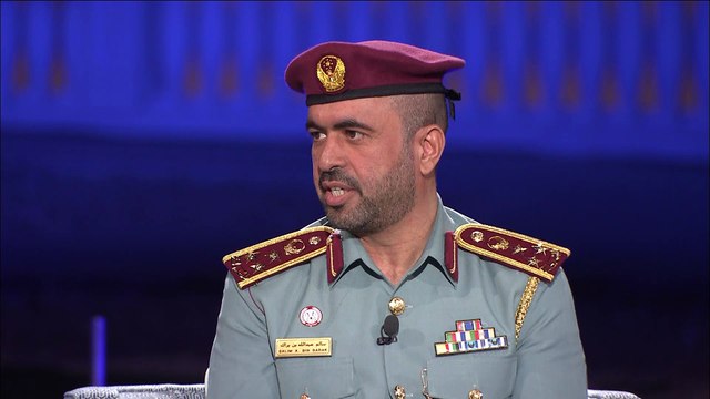 كيف كانت ردة فعل الناس عند السماع بدورية الشرطة للسعادة؟
