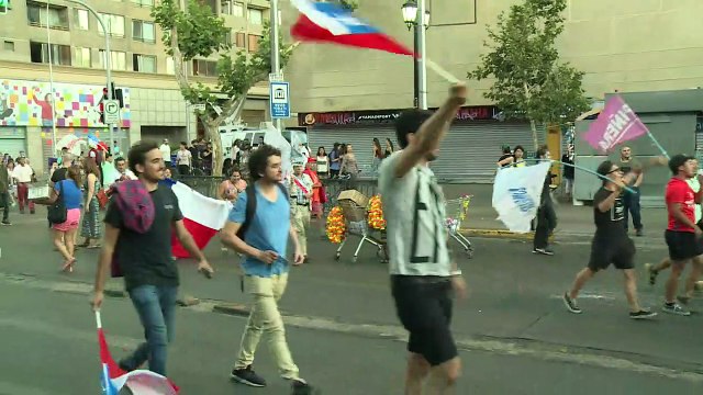 Chili: des partisans de Piñera fêtent sa victoire