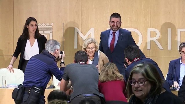 Carmena destituye a su concejal de Hacienda que no quería aprobar los recortes que exige Montoro