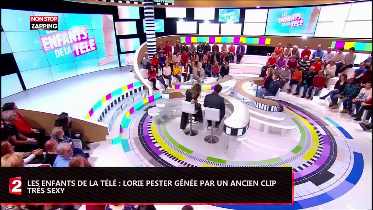 Lorie Pester gênée par un ancien clip sexy, malaise sur le plateau des "Enfants de la Télé" (vidéo)