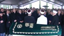 Eski Başbakanlardan Mesut Yılmaz'ın oğlunun vefatı - Cenaze namazı (2) - İSTANBUL